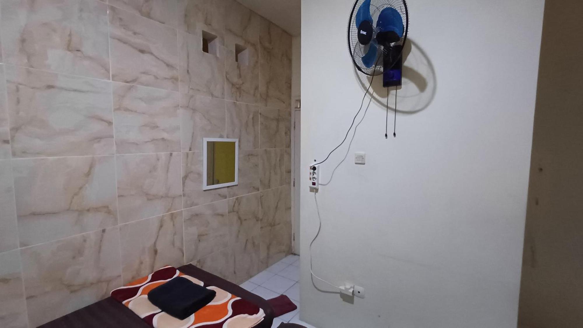 Hotel Kost Carmelia Syariah Baranangsiang Bogor Exterior foto